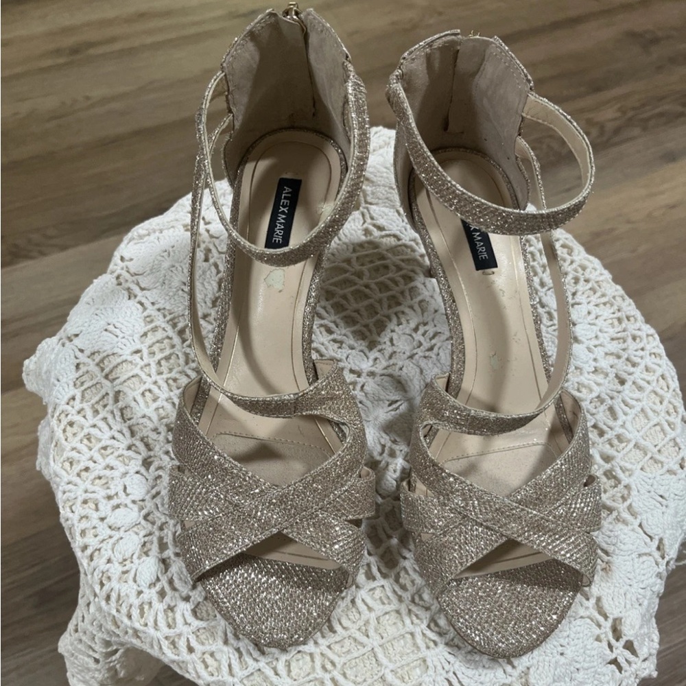 Alex Marie Glittering Gold Heels sandals shoes zipper back ankle strap Sz7